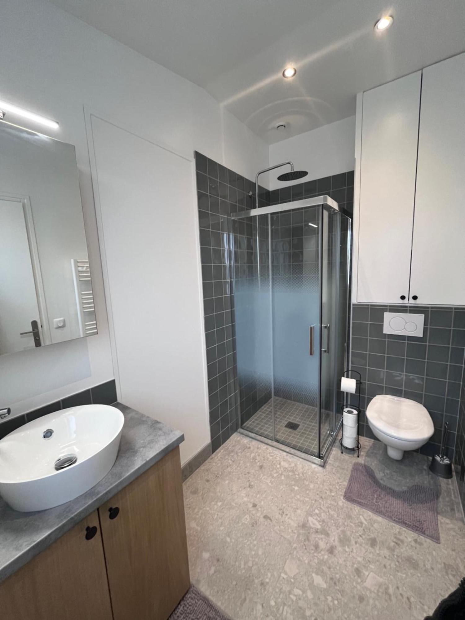 Studio Vitry-sur-Seine Luaran gambar
